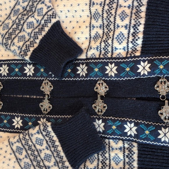 Vintage wool sweater - Picture 6 of 9